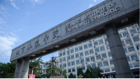开云电子官方网北京高校效劳新时期都城开展出格报导 北京打扮学院:时髦教诲的灿烂明