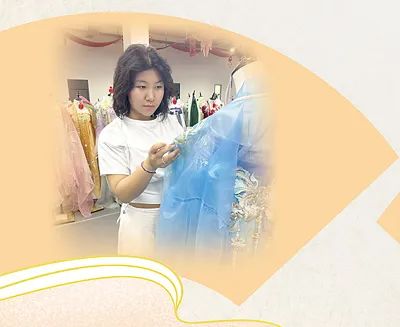开云官方网群众日报存眷曹县00后打扮设想师张子晨:让传统衣饰迸发新的性命力